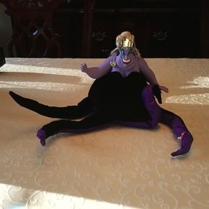 Vintage Mint Condition Disney Sea Witch Ursula Doll From The Little Mermaid.